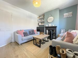 SILCOTT STREET- click for photo gallery